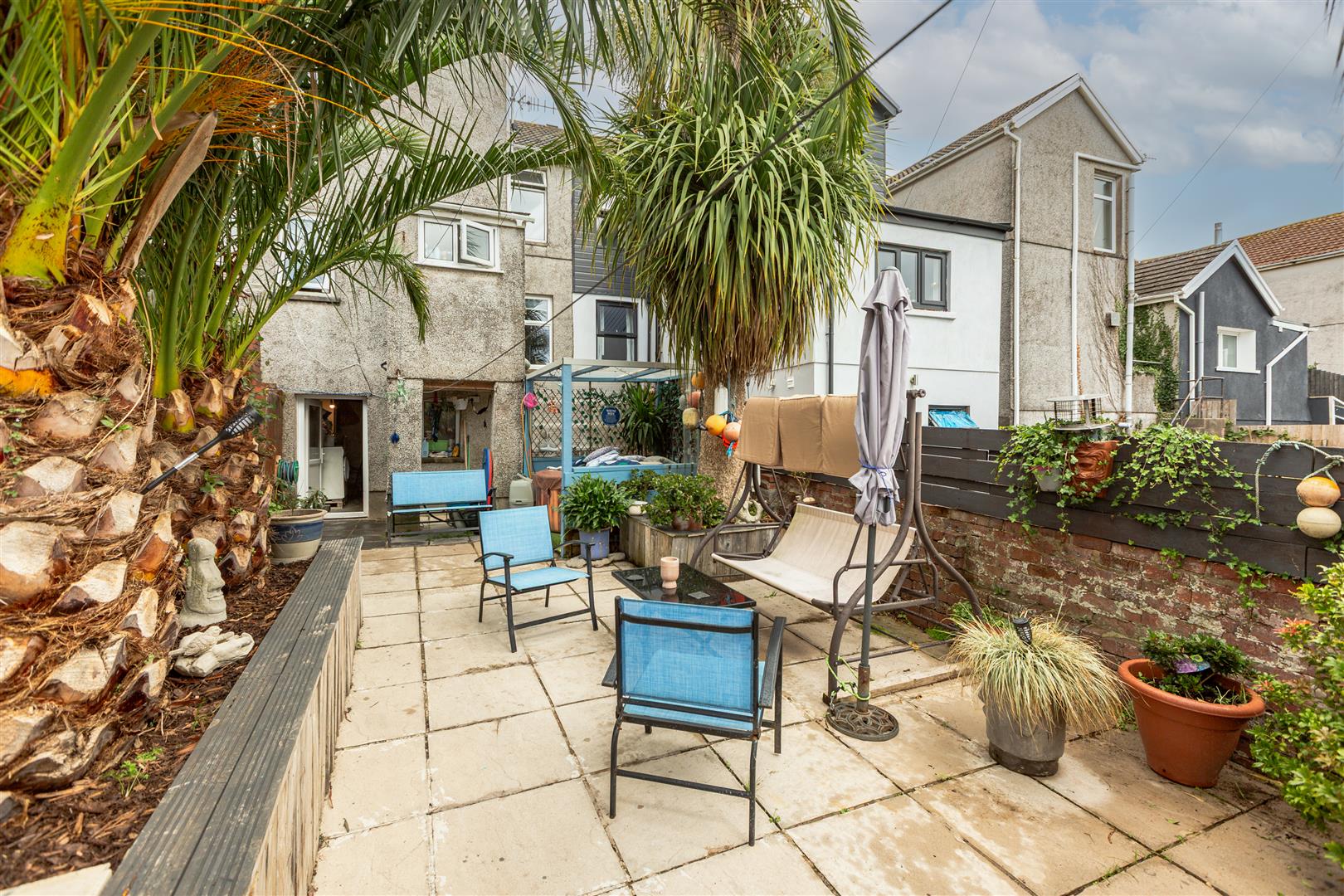 Frondeg Terrace, Llanelli, SA15 1QB